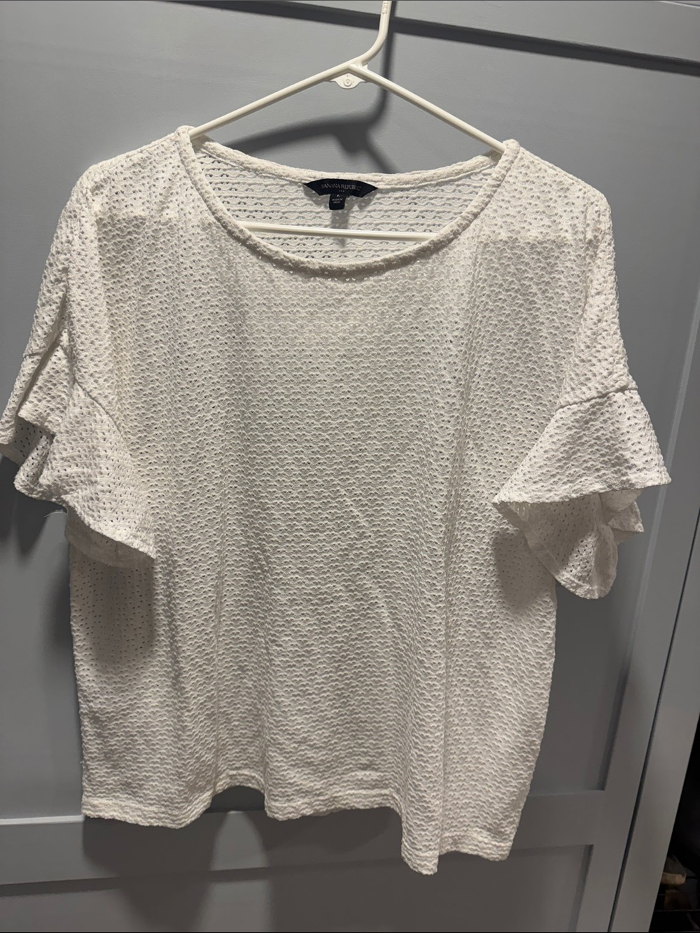 Banana Republic White Textured Ruffle Sleeve Women's Top